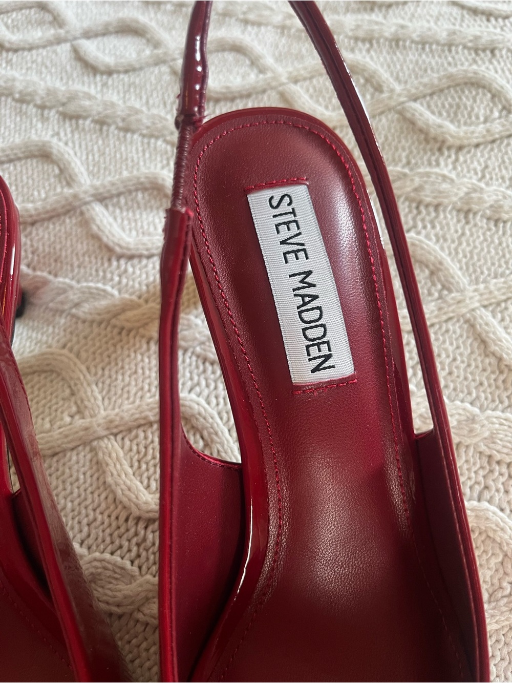 Steve Madden Alynna Red Patent Slingback Pointed Heels Various Sizes - Picture 7 of 14